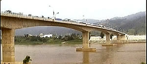 สะพานมิตรภาพ 4