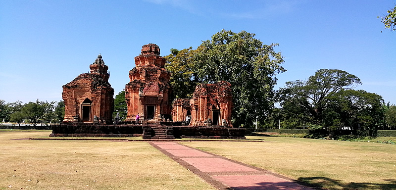 เที่ยว - สุรินทร์